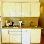 아파트 With Ocean View, Americas