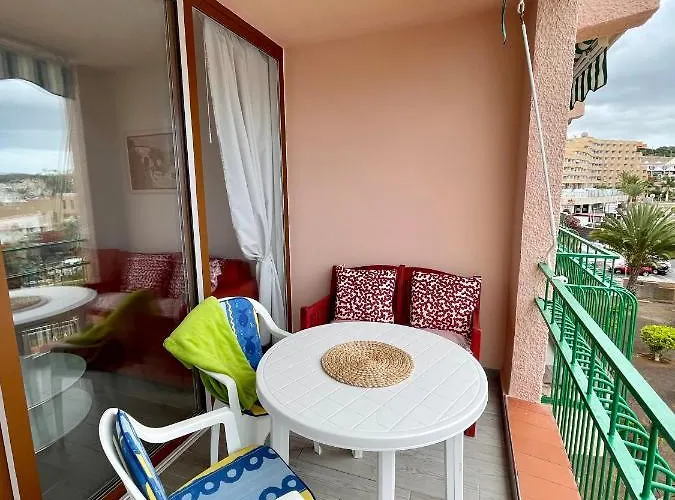 With Ocean View, Americas