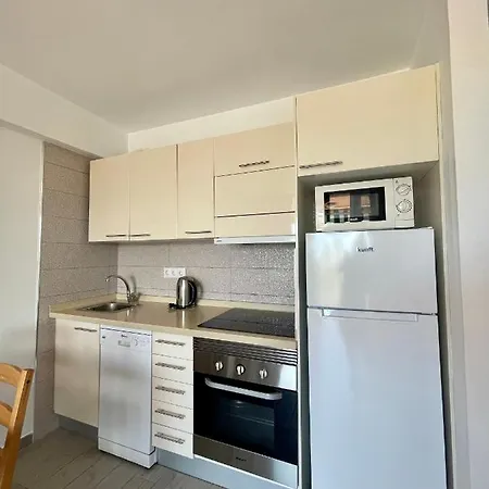 Acapulco Apartment - Pool, Beach & Ocean View, Las Americas * Playa Feñabe