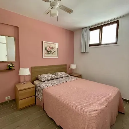 Apartment With Ocean View, Americas Playa Fanabe