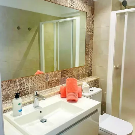 アパート Acapulco Apartment - Pool, Beach & Ocean View, Las Americas