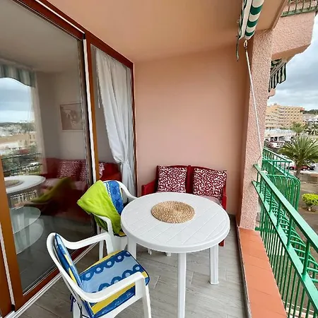 With Ocean View, Americas